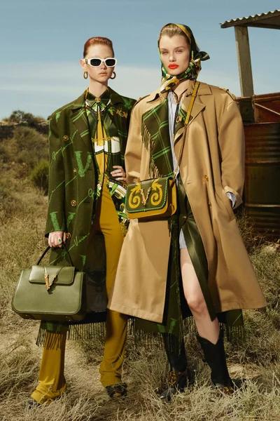 Look 5
